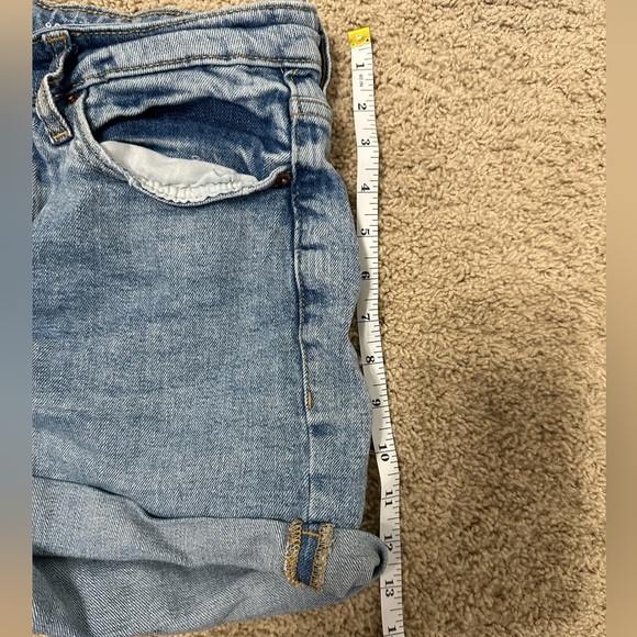 Old Navy Light Blue Jean Shorts - Picture 3 of 4
